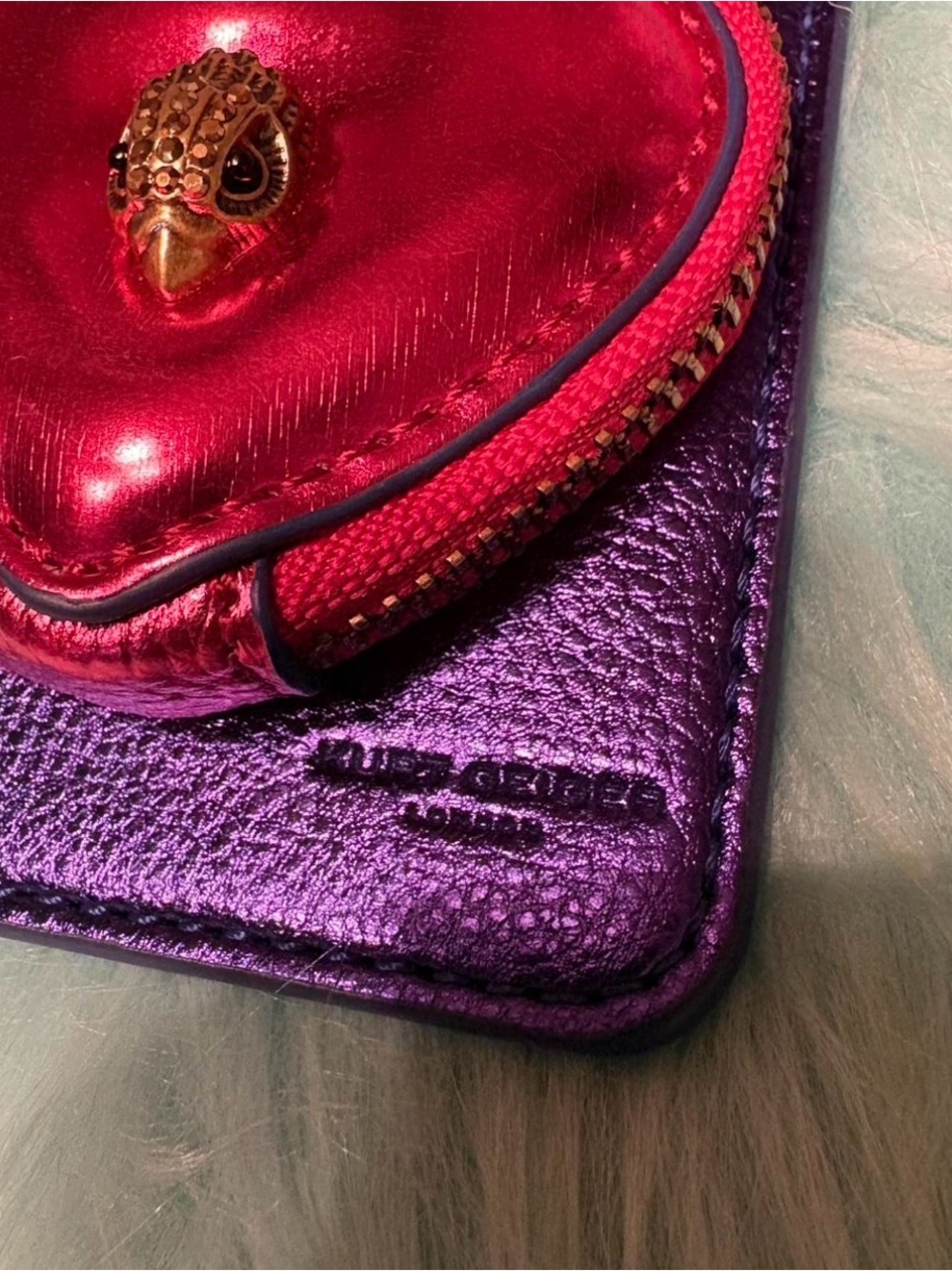 Kurt Geiger Metallic Purple Card Holder with Hot Pink Heart Pocket - Picture 4 of 7